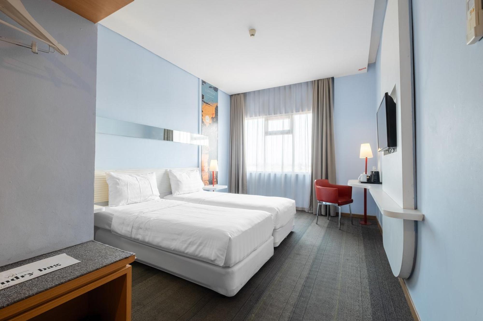 Luminor Hotel Metro Indah - Bandung By Wh Cicadas 외부 사진